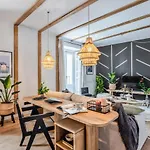 Lunda- 2 Bedroom Apartment In Malasana